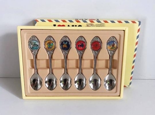 Boxed Set Souvenir Premium Metal Spoons Australia