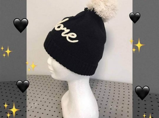 Knitted Black Hat with Pom Pom Sportsgirl